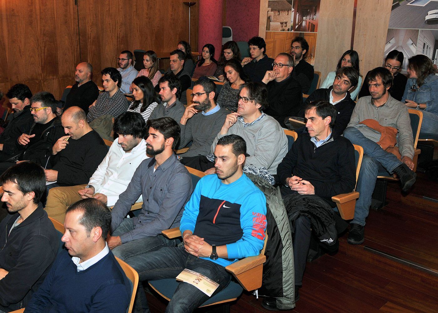 Expertos en Rehabilitación coinciden en señalar la madera como el material del presente, del siglo XXI