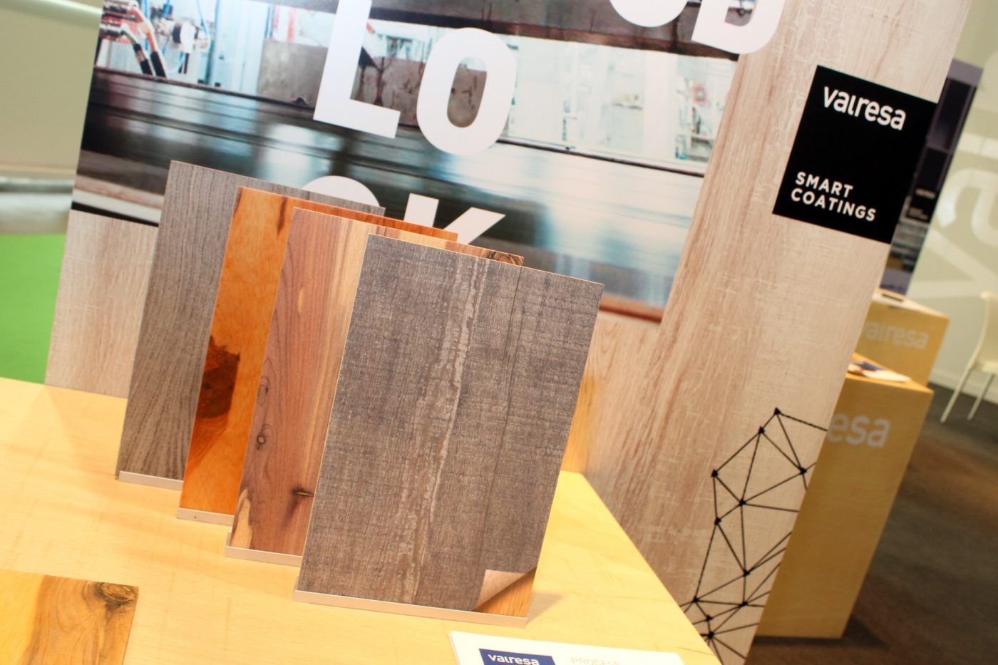 VALRESA avanza en la impresión digital en madera