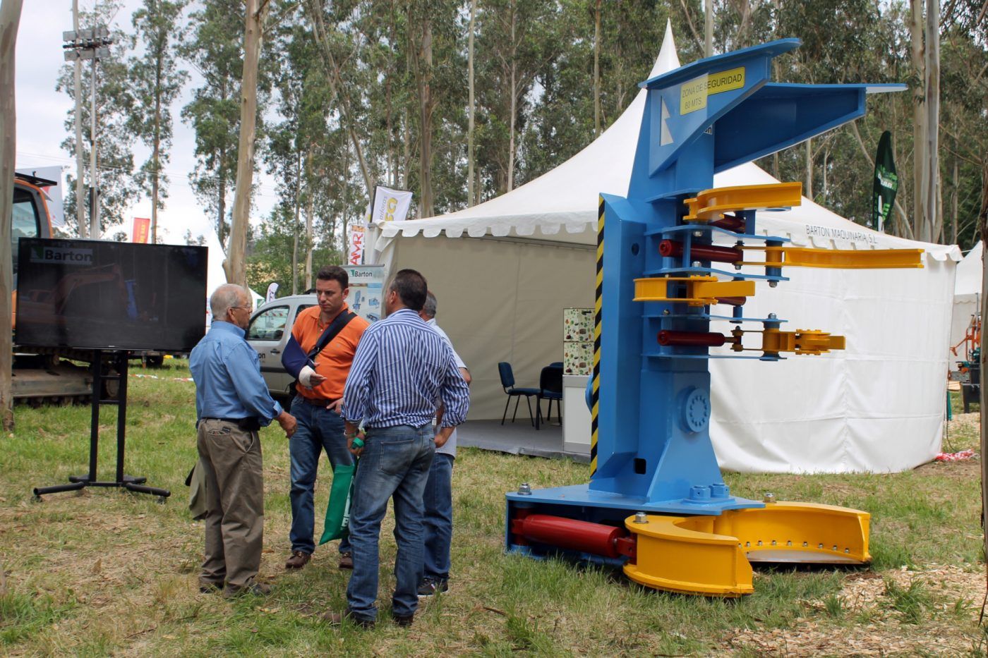 Nuevo talador forestal TDCB 600 G, de BARTON