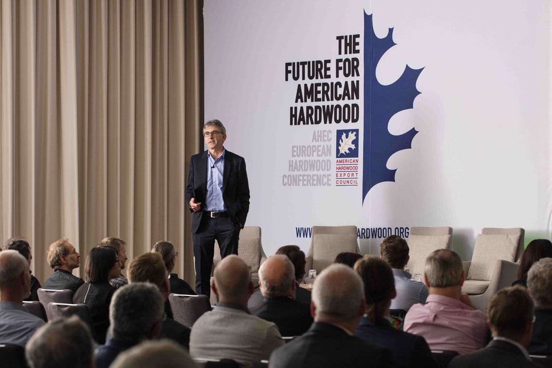 A debate el futuro de la madera de frondosas estadounidenses