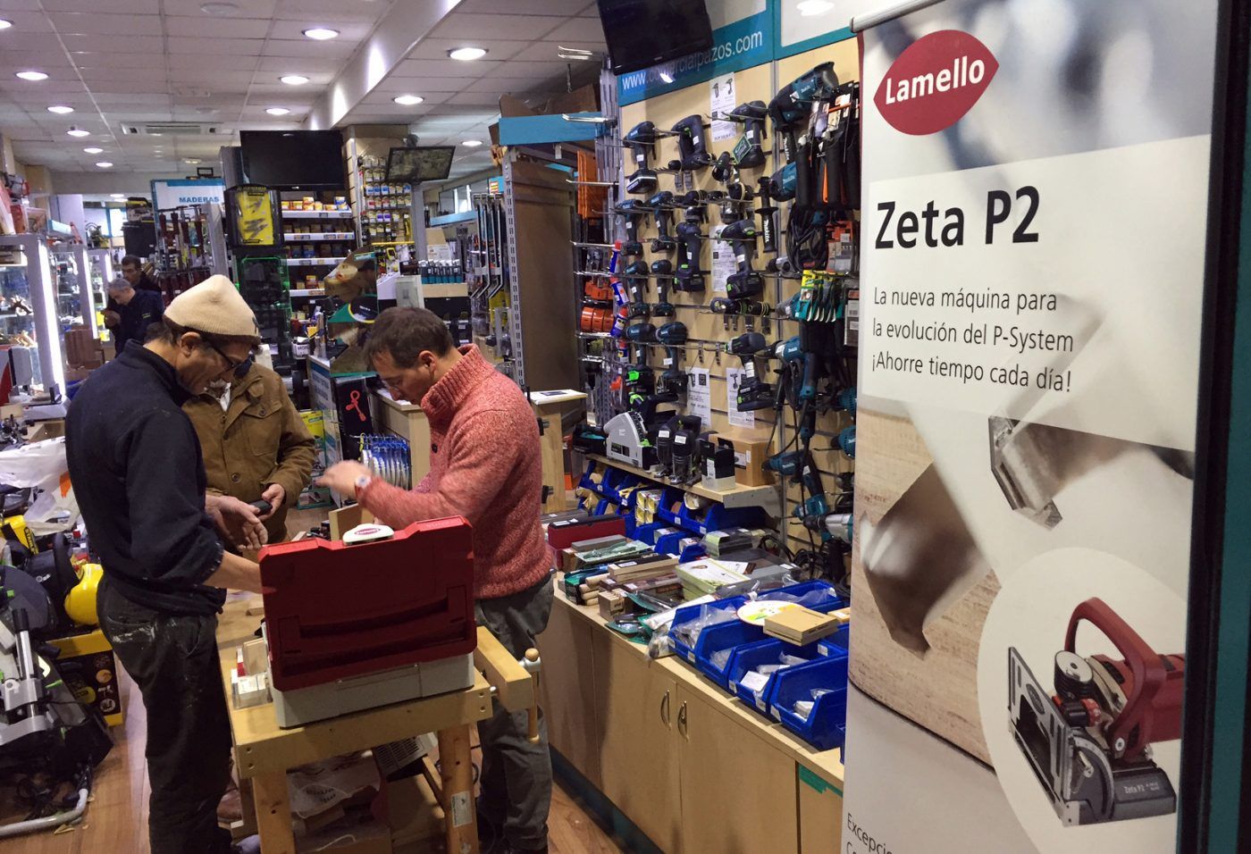 LAMELLO exhibe sus novedades en COMERCIAL PAZOS