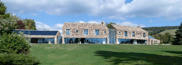 CONTOUR HOUSE, construido con madera de frondosas estadounidenses