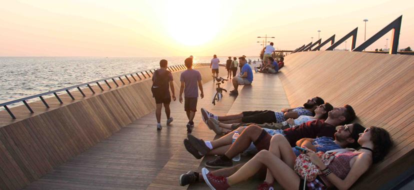 Fresno estadounidense termotratado para una atracción costera