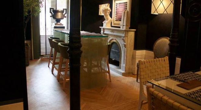 BONA, en el Restaurante “Urban Blue” by Manuel Espejo