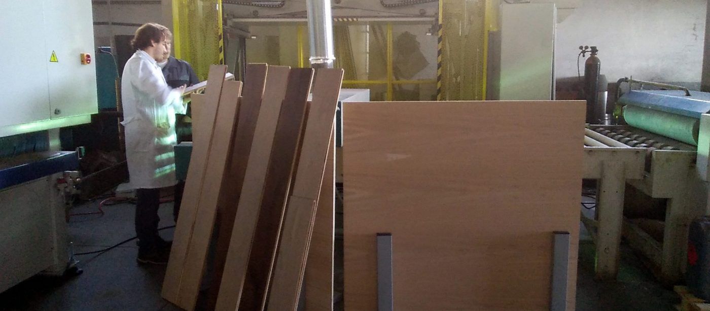 COMERCIAL MÁIQUEZ piensa en Madera