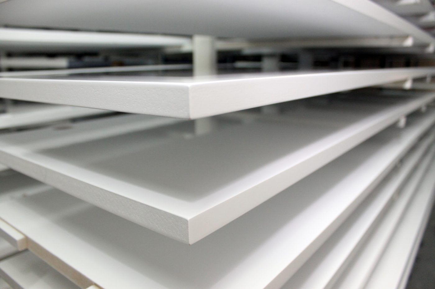 Nuevo enfoque en interzum: Los Adhesivos