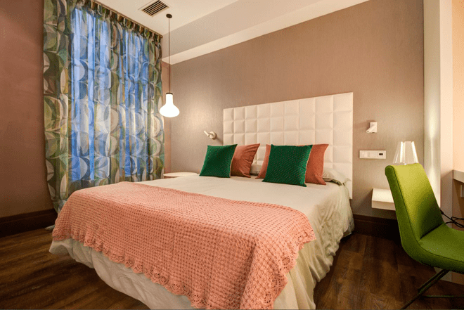 El renovado interiorismo de WEcontract BCN sorprende a los medios y a los profesionales del sector