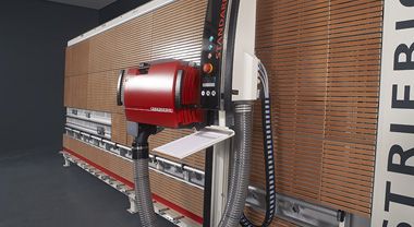 STRIEBIG exhibió en FIMMA la sierra vertical STANDARD S