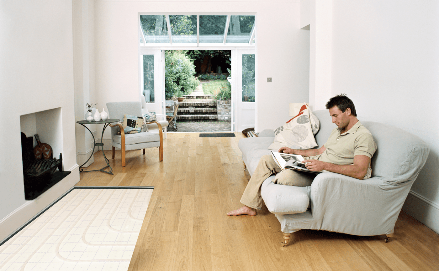 UPONOR, LafargeHolcim y ANFP proponen un método constructivo de una instalación de climatización invisible por suelo radiante en parquet