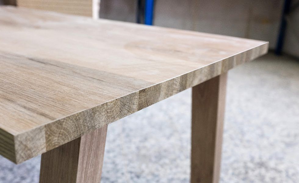 Los fabricantes de mesas PEMI y ORGA apuestan por el canto testa de CANTISA