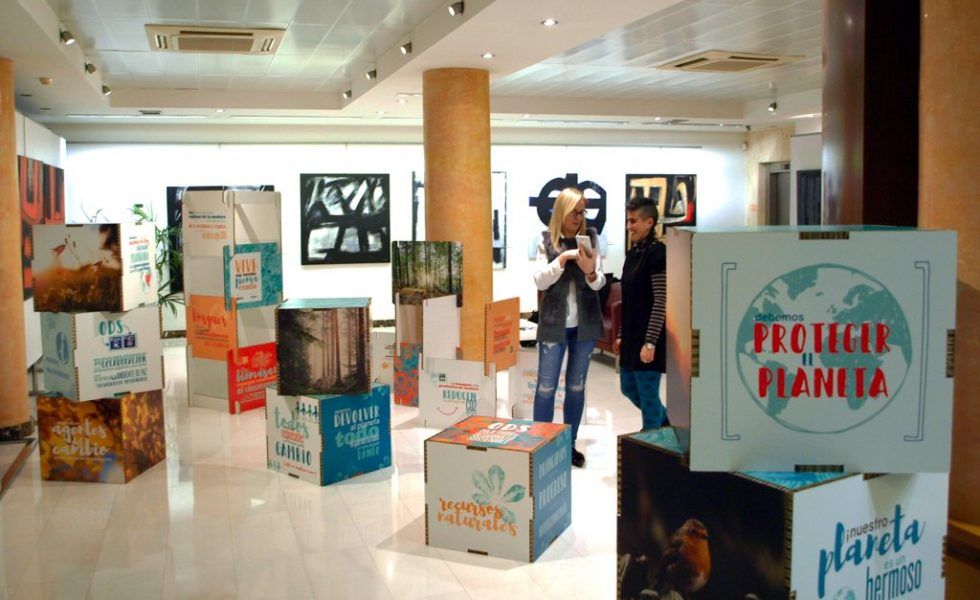 ASMADERA difunde la guía “Vive en verde, piensa en madera”