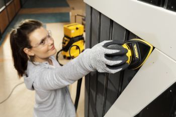 MIRKA presenta su nueva lijadora DEOS Delta