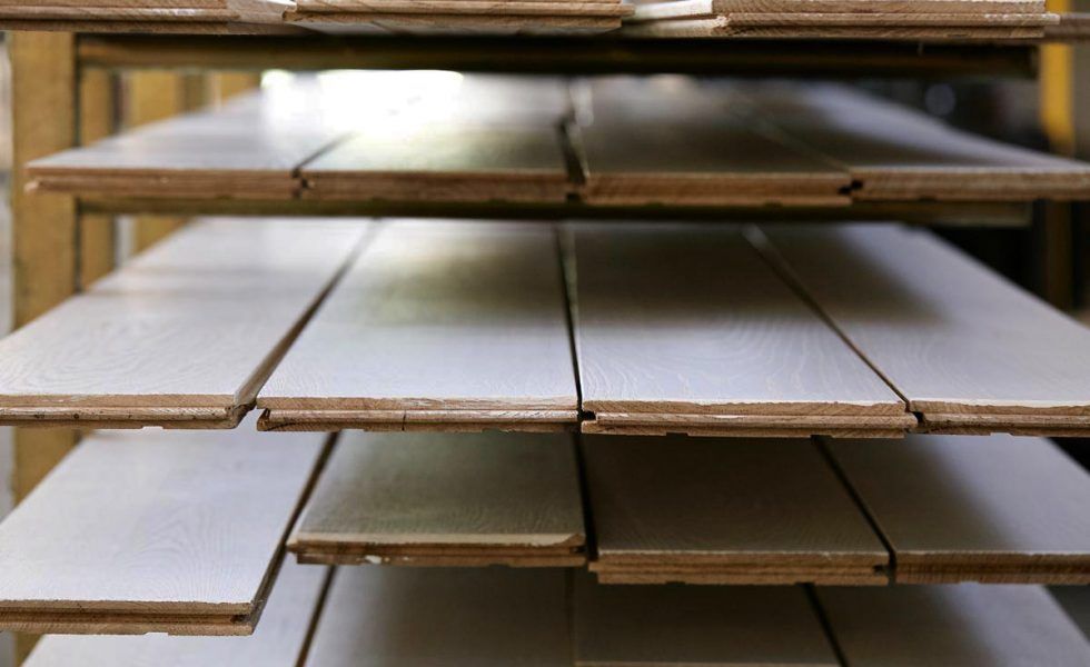 ¿Por qué lo llaman madera cuando quieren decir vinilo?