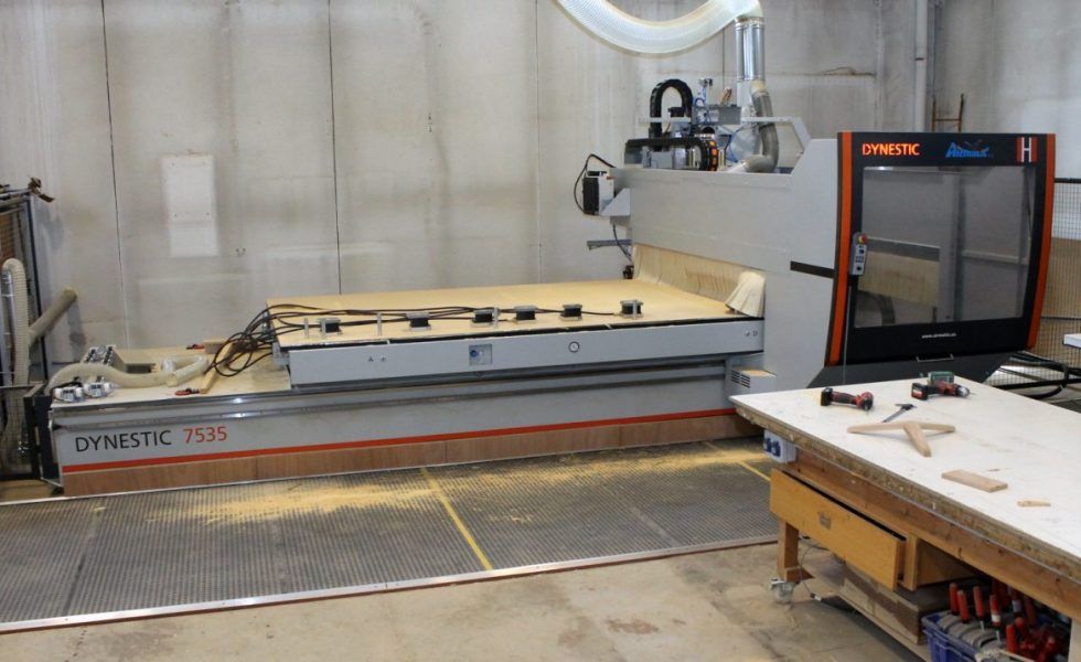 PUIGVERT incorpora a su cinco ejes HOLZ HER todo el software de AIRMATIC