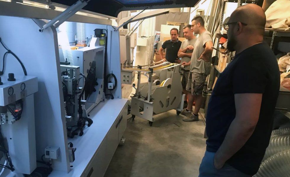 Presentada la encoladora de cantos HÄRNNETT 486 de alta velocidad