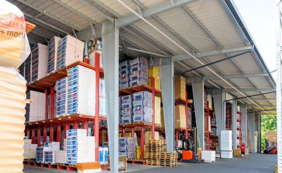 SCHÖNREITER: Almacenamiento adaptable de materiales de construcción