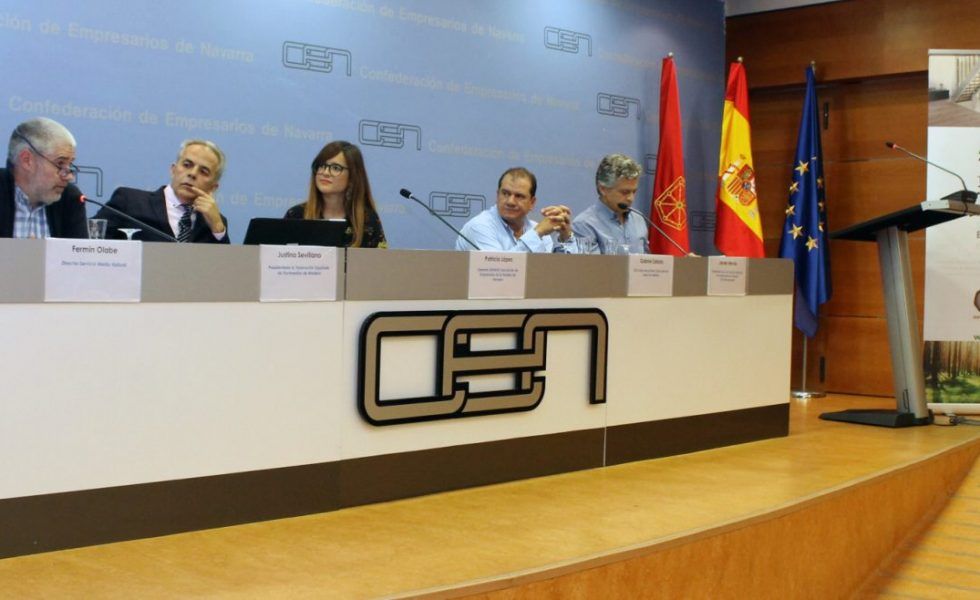 Presentados por ANFP sus ensayos de compatibilidad del parquet con la climatización radiante