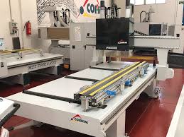 Exhibición técnica de novedades en maquinaria para madera de COMEVA en Manacor