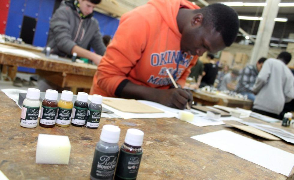 RUBIO MONOCOAT presenta sus aceites para madera en el INS Josep Brugulat de Banyoles