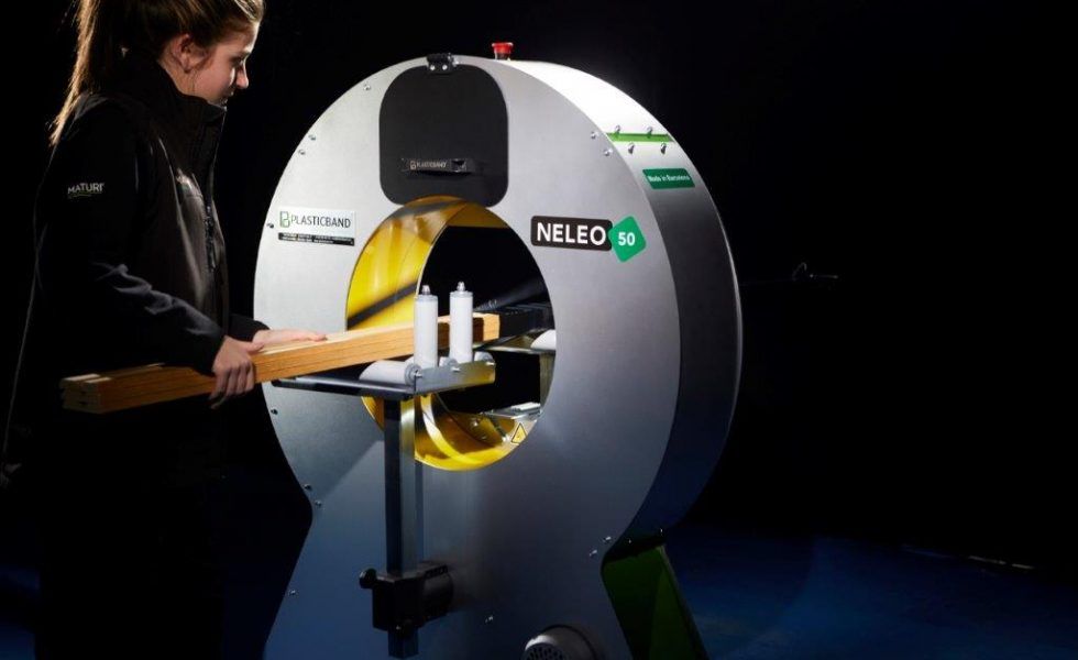 PLASTICBAND idea un sistema de embalaje para agrupar la mercancía