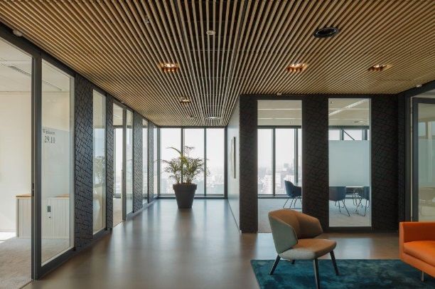 Naturaleza e industria se fusionan en los techos de la TORRE MAAS