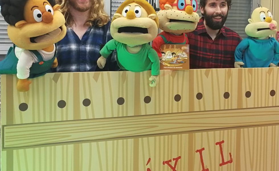 La cadena de valor forestal gallega distribuye a los niños el cuento “Os Bolechas fan cousas de Madeira”