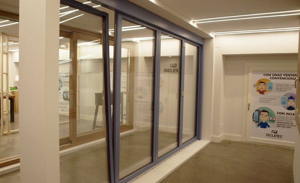 Cada semana, visita el showroom de ISCLETEC