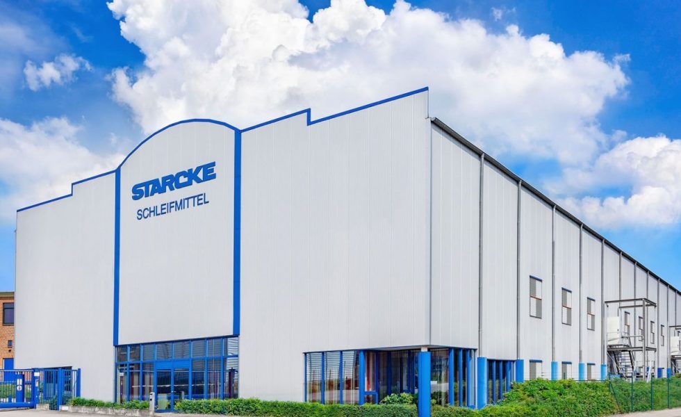 STARCKE ofrece abrasivos para los barnizadores de suelos de madera