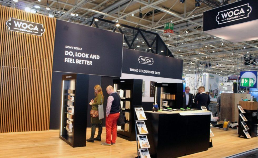 El aceite para madera en exteriores WOCA está disponible en 4 nuevos y modernos colores