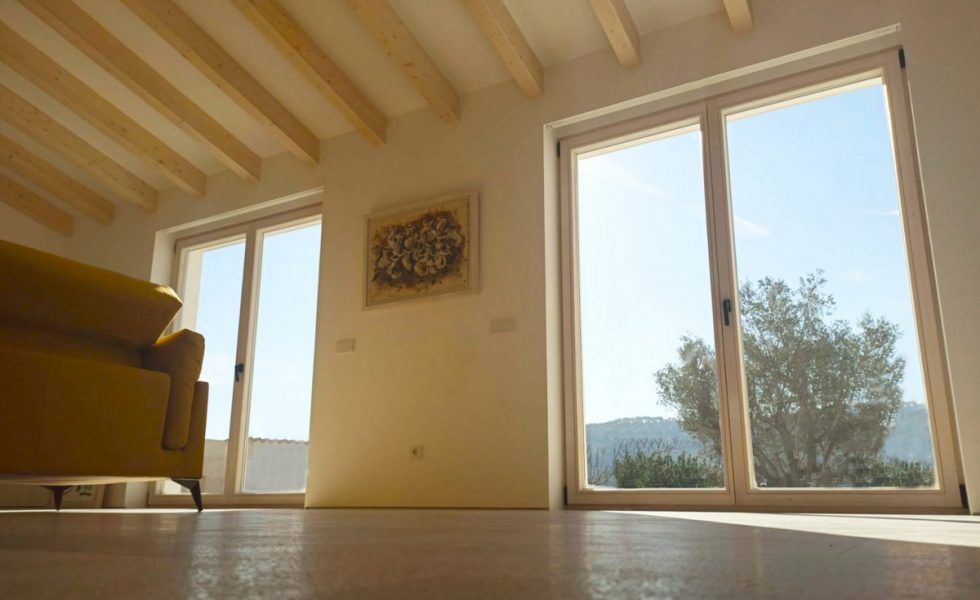 ENSATEC controla la demanda energética en edificios con Blower Door