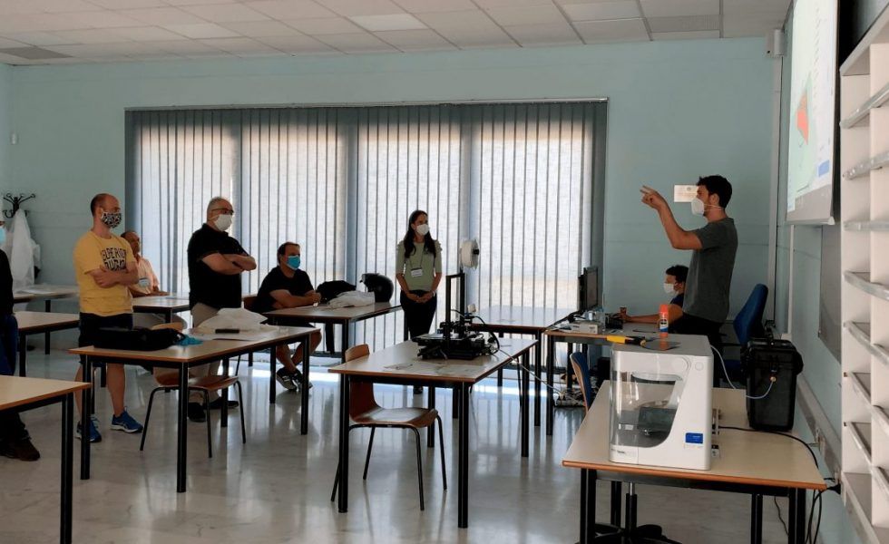 Finaliza el curso de impresión 3D para docentes de madera y mueble