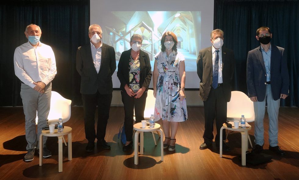 GREMI FUSTA i MOBLE, el Departamento de Educación y el Colegio de Arquitectos de Cataluña firman un convenio para mejorar la formación del sector