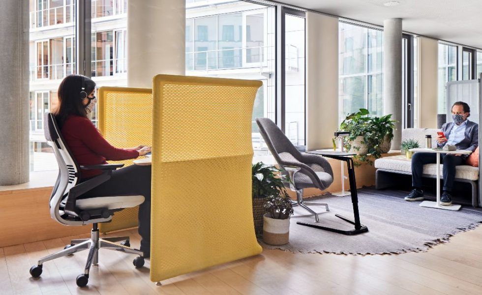 Volver o no a la oficina, el continuo dilema de las empresas