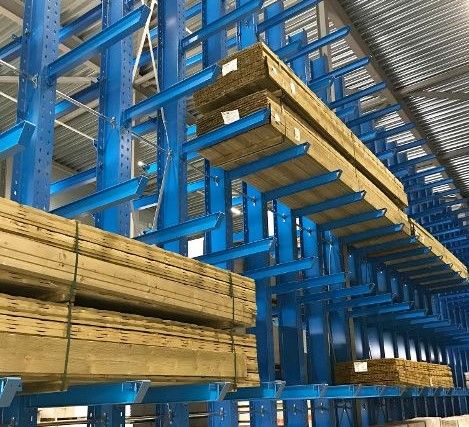 4PLUS duplica la capacidad de su almacenaje gracias a las estanterías de OHRA