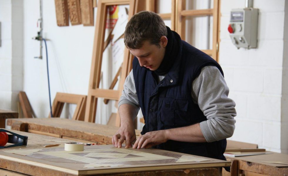 Los Reyes Magos vienen con nuevos cursos en la Escuela de la Madera