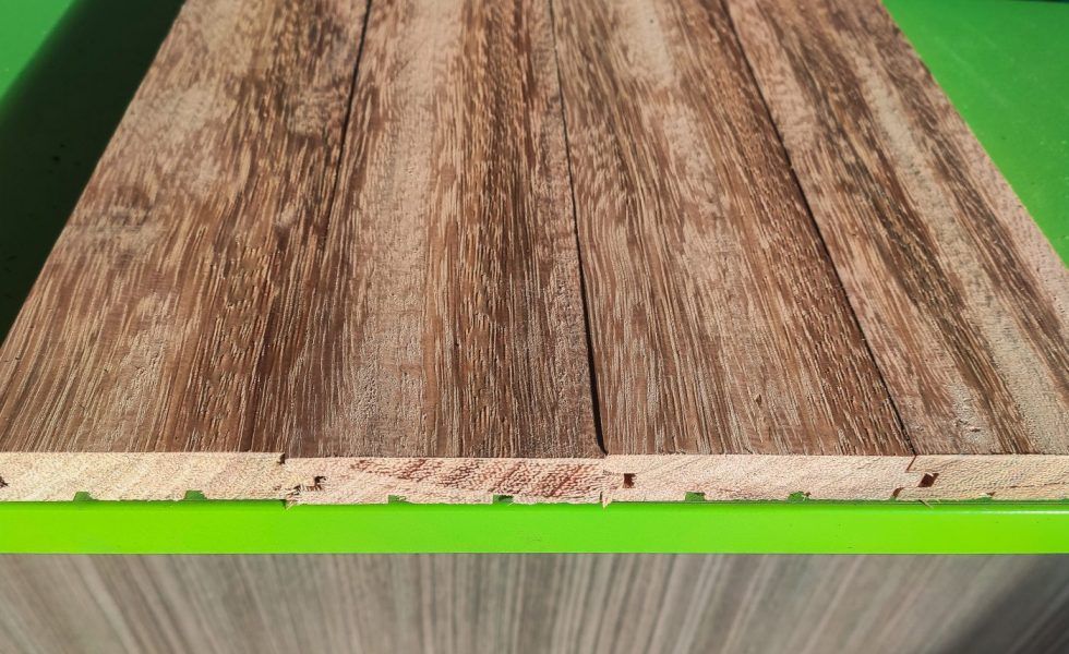 ¿Conoces la tarima para interior de Tali o Elondo?