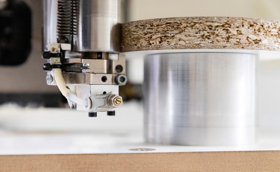 Cantos perfectos con la powerEdge Pro Duo de HOMAG