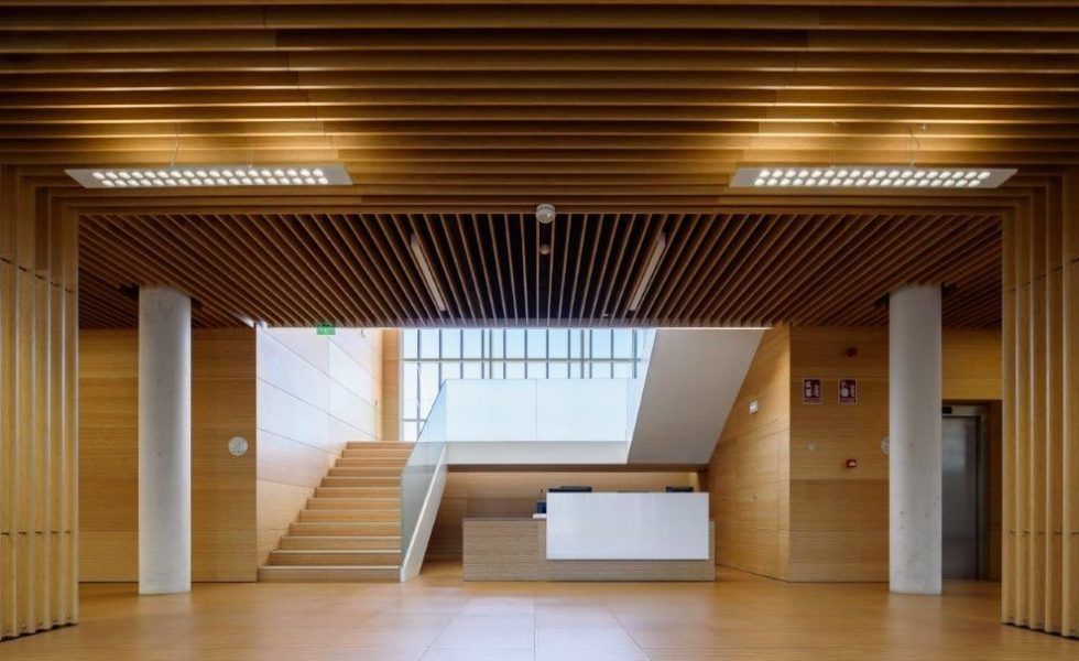 Contraste de materiales para la sede de la Seguridad Social de Motril