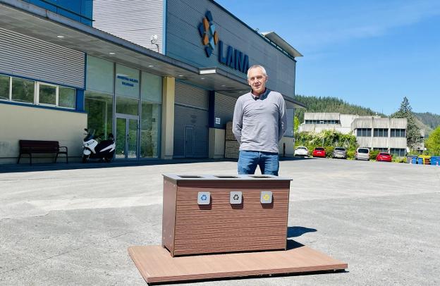 Aprovechar el serrín para la fabricación de mobiliario urbano