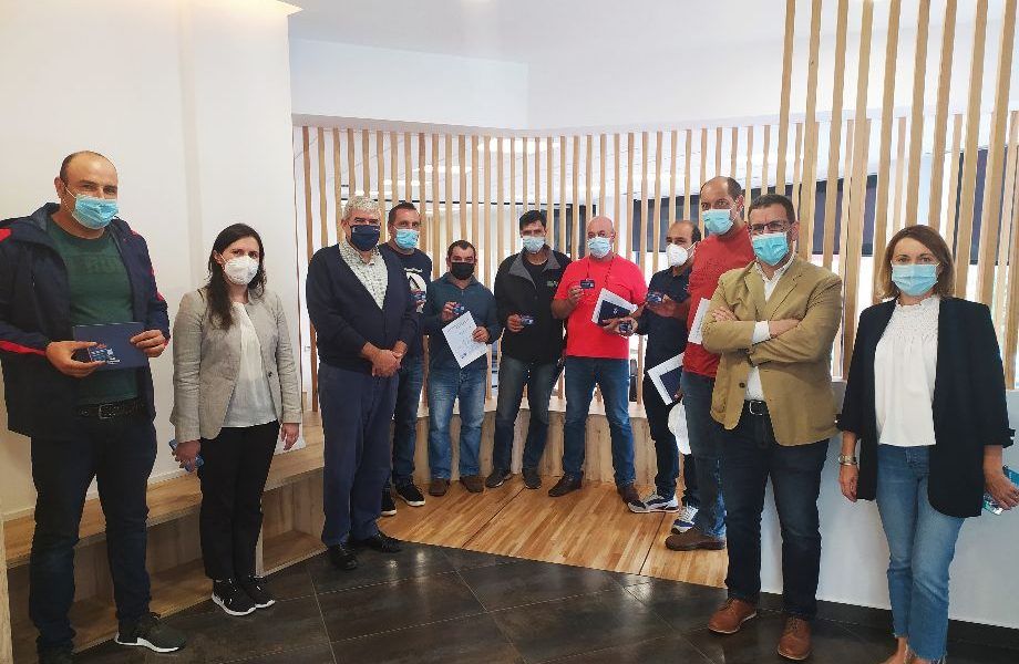 INTERNACO acredita a 14 trabajadores en el manejo de motosierras