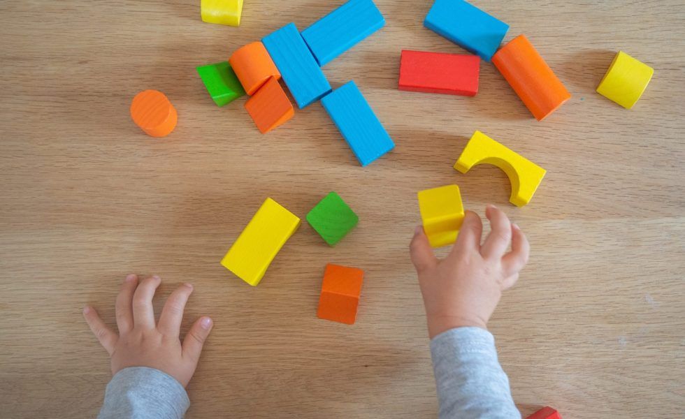 Barnices al agua DCM Coatings