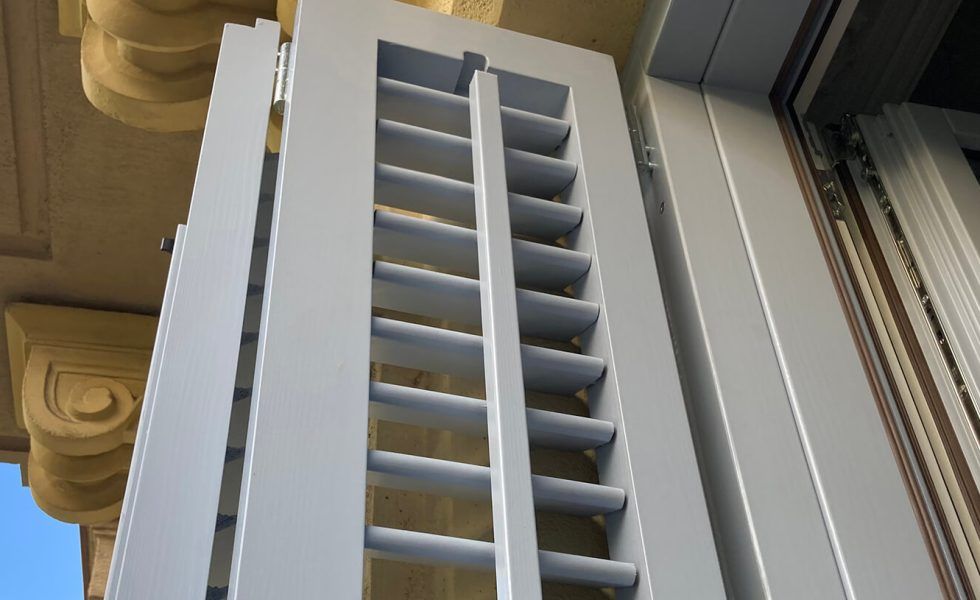 ISCLETEC pone a su disposición su línea de fabricación de persianas de librillo