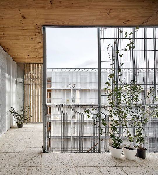 El proyecto Viviendas Sociales en Cornellà de Peris+Toral Arquitectes gana el Premio Mapei