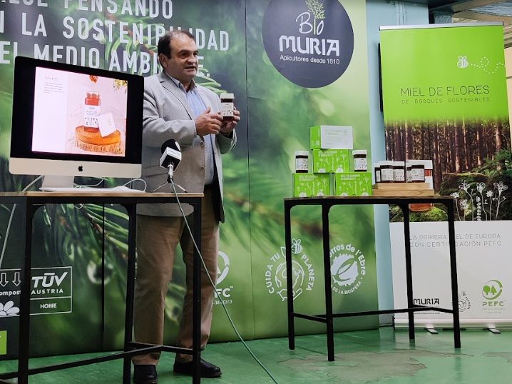 MIEL MURIA presenta la primera miel de flores a nivel europeo con certificación PEFC