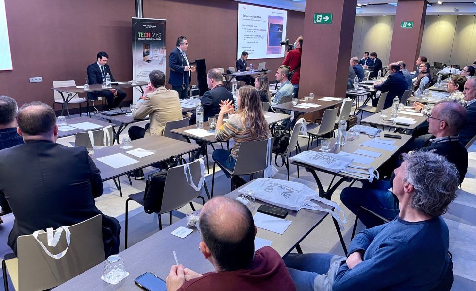 BIESSE presenta su completa gama de soluciones a los fabricantes de mobiliario de cocina