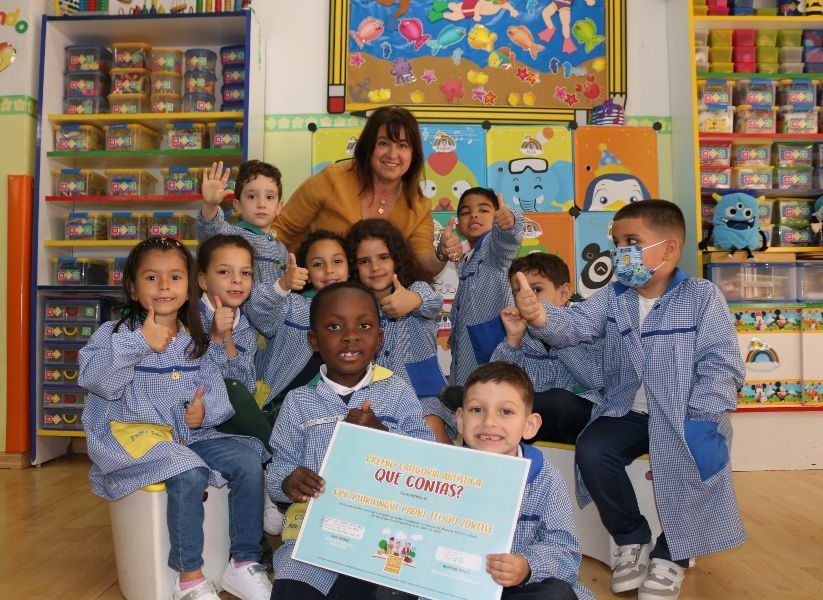 Los escolares gallegos, premiados por su reinterpretación sostenible de “Los tres cerditos”