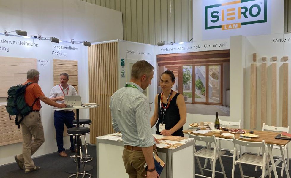 Exito de SIEROLAM en FENSTERBAU FRONTALE