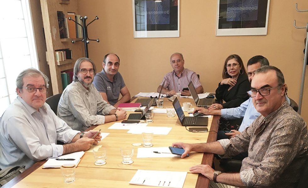 Comienzan los trabajos para la revisión de la norma de instalación de parquet UNE 56810