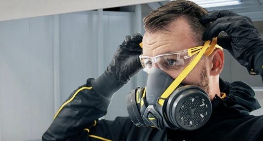 MIRKA lanza una gama de Equipos para Protección Individual (EPIs)