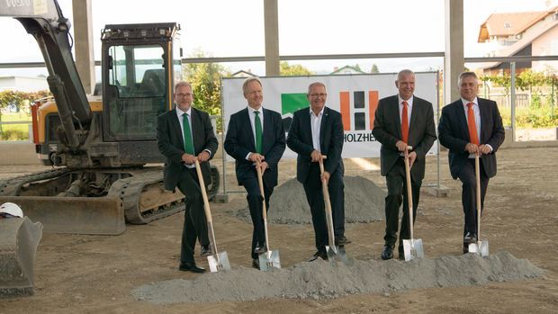 HOLZ-HER invierte en el futuro a largo plazo